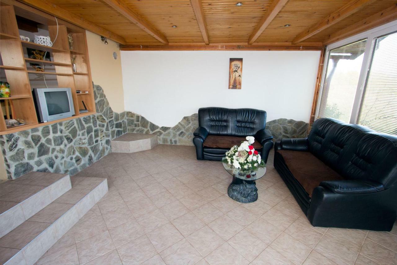 Holiday Home Janko Bogojina Bagian luar foto